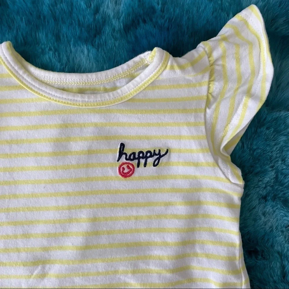 Carter’s Baby Girl Ruffle Sleeveless Top Size 12 Months